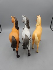 DreamWorks Spirit Riding Free Horses 2017 Chica Linda Palomino Bluffs Lot Of 3