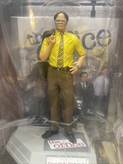 McFarlane Movie Maniacs The Office Dwight Schrute 6″ Posed Figure Box Has Damage