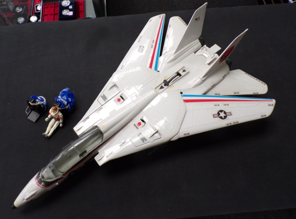 VINTAGE 1983 GI JOE SKYSTRIKER XP-14F JET & ACE FIGURE PARACHUTE COMPLETE HASBRO