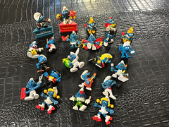 Vintage Smurf Figures PVC lot of 22 (s4)