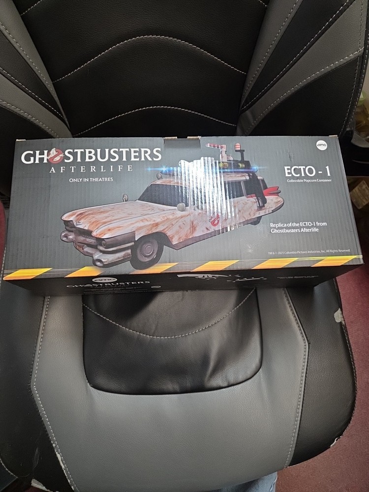 Ghostbusters afterlife ecto 1 AMC Limited Edition Brand New