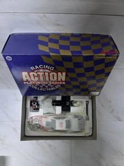 John Force Castrol 1998 Mustang Funny Car 1:24 NHRA Action Racing /14504