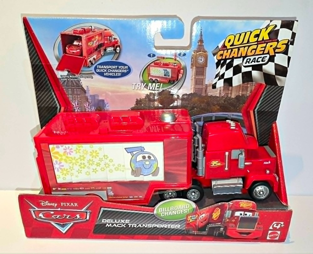 Disney Pixar Cars QUICK CHANGERS RACE Deluxe Mack Transporter NEW