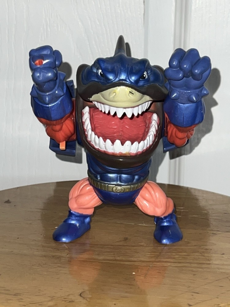 Vintage 1995 Street Shark Super Slammu Street Wise Design 6 ” Figure