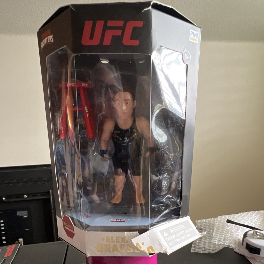 UFC Fighters Alex Grasso Boxed Action Figure, Multicolor, Mixed Martial Arts