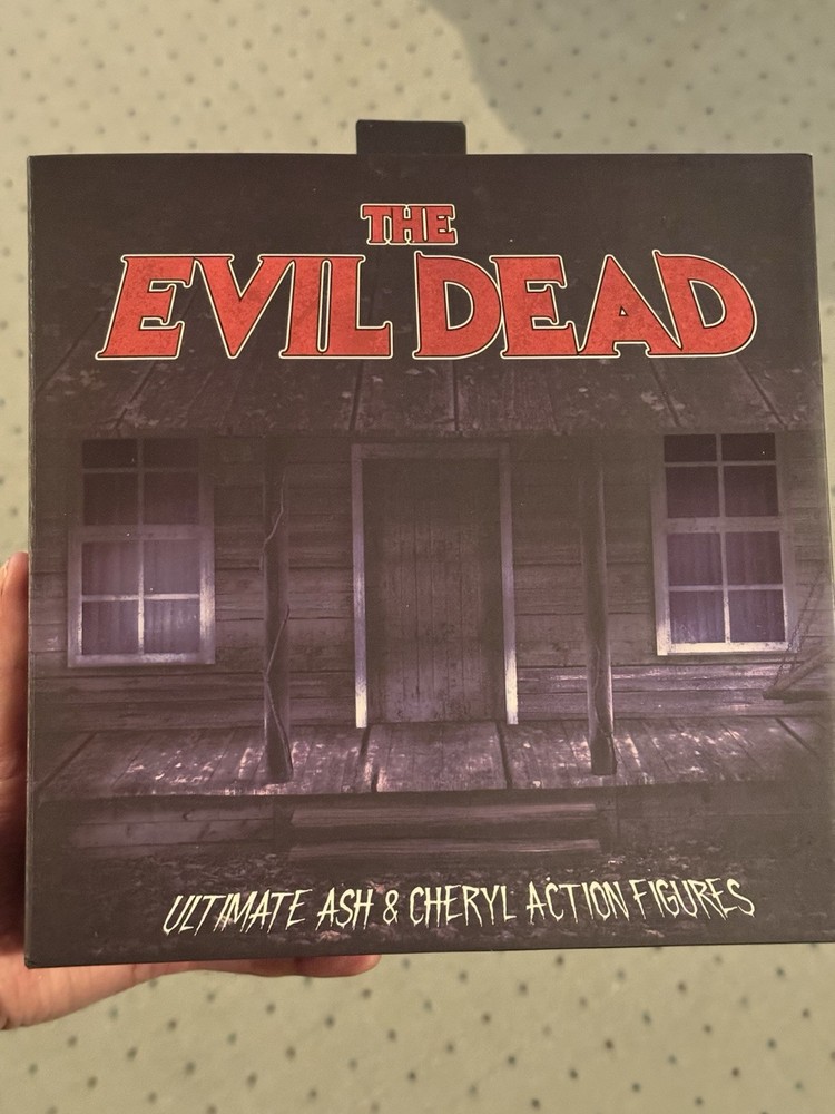 NECA The Evil Dead 2 Pack Ultimate Edition Ash & Cheryl Action Figures Mint NIB