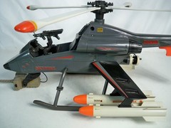 K26i94271 SKYFIRE ASSAULT COPTER W/ BOX 100% COMPLETE RAMBO VINTAGE 1985 COLECO