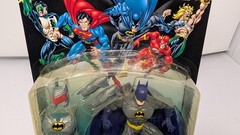 Kenner DC Comics Total Justice Batman (See Photos)