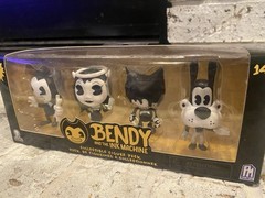2017 Bendy and the Ink Machine Series 1 Collectible Vinyl Figure 4-Pack