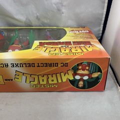 DC Direct MISTER MIRACLE & BIG BARDA Deluxe Action Figure Set NIP 2000