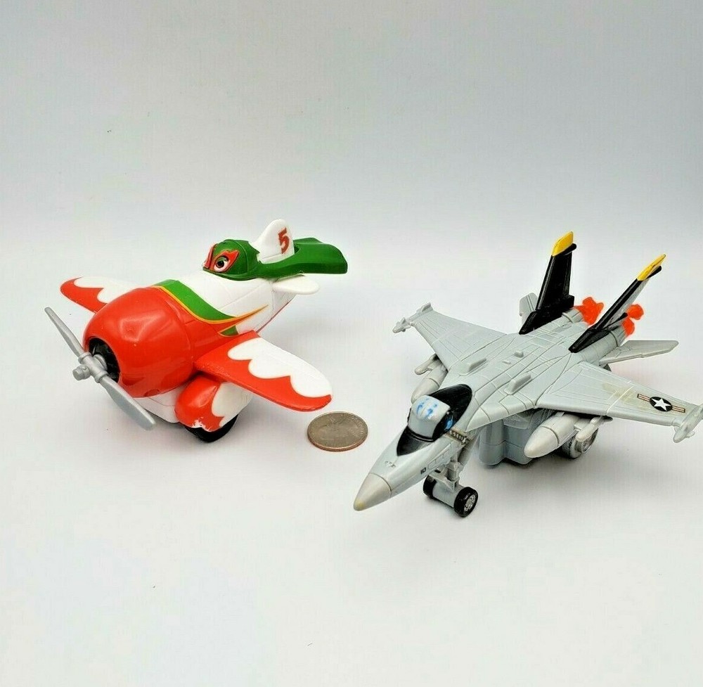 Disney Pixar Planes Pull & Fly Buddies Lot x2 El Chupacabra + Bravo – Plastic Go