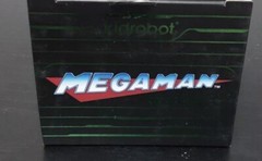 Kidrobot x Mega man 3″ Metallic Green Holiday Exclusive Non-Blind box NEW 🔥