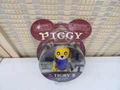 Piggy Series 1 TIGRY Figure with Exclusive Download Code Collectible NEW