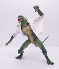 SU-NWH-LZLC: 1/2 Custom Wired Lab Coat for Marvel Legends No Way Home Lizard