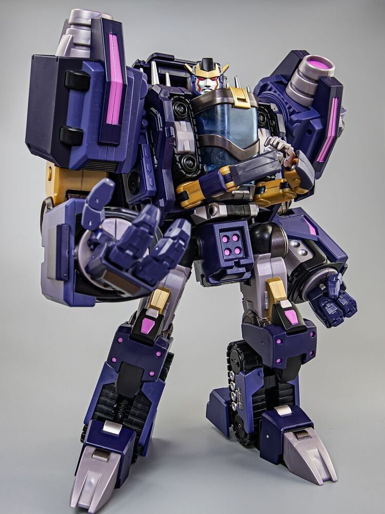 New In Stock Mastermind Creations MMC R-43 Mors Helex IDW DJD Action Figure Toy