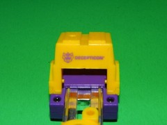 Hasbro Transformers Generation 2 G2 Yellow Constructicon Mixmaster Devastator