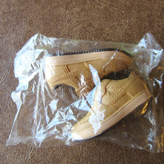 Doll/Male Action Figure XL SHOES – 2″ Long, 13/16″ Wide, Tan, Casual Nikes, NIP