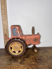 2005 Disney – Pixar | Cars | Tip & Toot Tipping Tractor | SOUND NOT WORKING READ