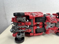 Overload Transformers Constructicon Studio Series Leader Class Hasbro