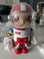 POP MART MEGA SPACE MOLLY 400% TEAM COCA-COLA