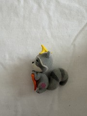Mattel Barbie Pet Series 10 Raccoon with Banana and Pizza Fuzzy Figure Toy