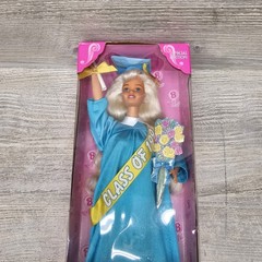 Graduation Barbie Special Edition Class of 1999 Doll NIB Mattel 17830 Vintage