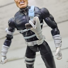 ToyBiz Marvel Legends Nick Fury Series 5 2004 6″ Poseable Action Figure Loose