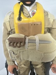 1/6 HASBRO GI JOE WW2 101ST AIRBORNE PARATROOPER D DAY W/ REAL PARACHUTE M1A1