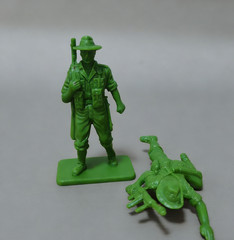 1:32 WWII Australian Soldier Set12 Poses5.5cmTall NostalgicStaticArmyMen Figures
