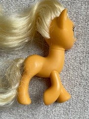 LOT OF 3 2010 MY LITTLE PONY APPLEJACK MLP G4 DOLLS & SHAWL BLANKET ACCESSORY