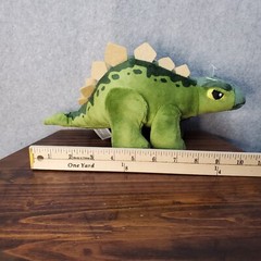Jurassic Park World Stegosaurus Dino Stuffed Plush Animal Mattel NEW Dinosaur