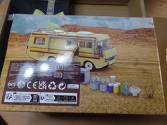 Breaking Bad-RV and Walter White Pinkman Building Kits CL0002-CL0006
