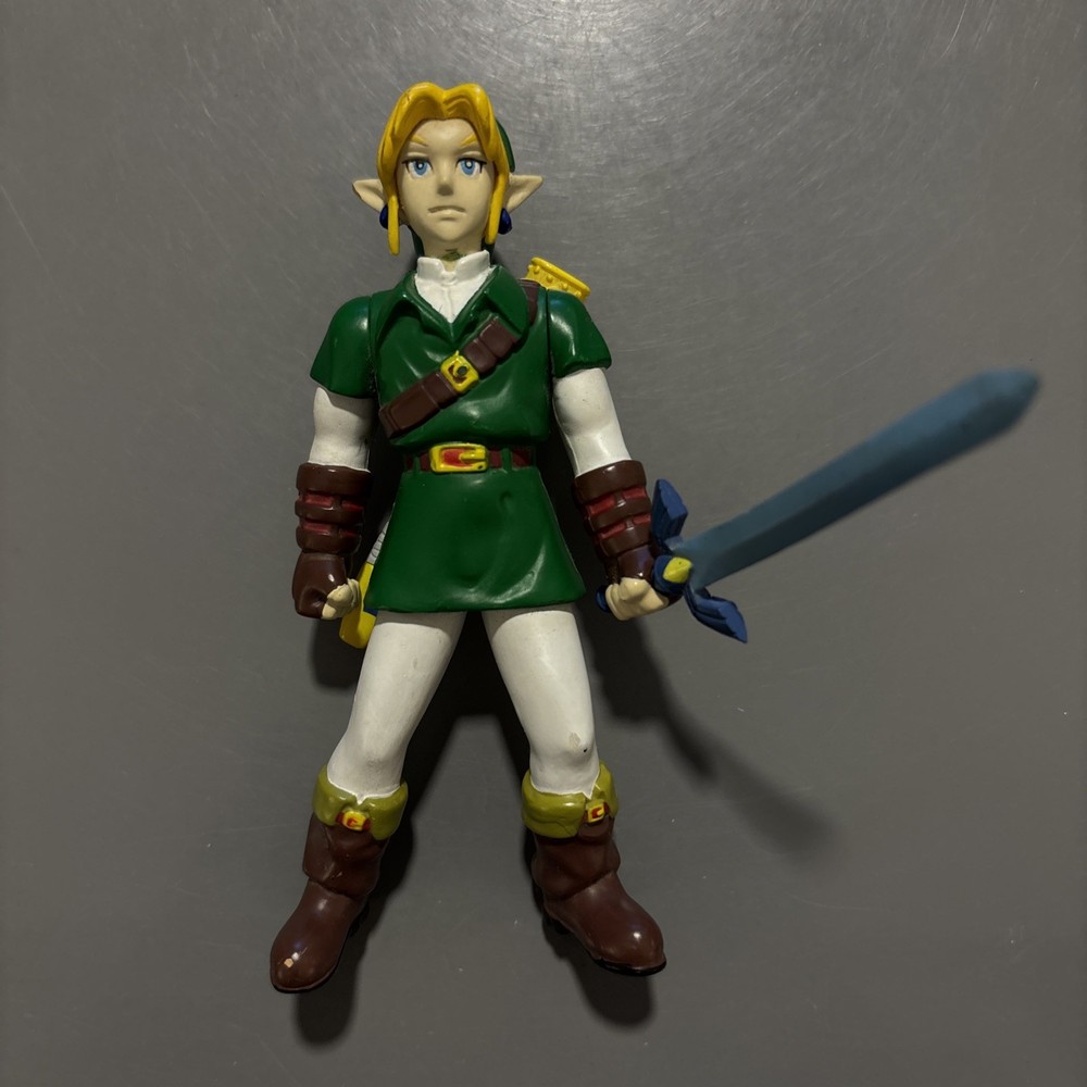 Vintage 1998 BD&A Legend of Zelda Link Figure w/ Sword Ocarina of Time Nintendo