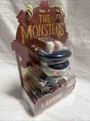 POP MART The Monsters De Vliegende Captain Plush POP LAND Exclusive authentic