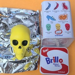 Kidrobot ANDY WARHOL OBJECT SERIES Mini Sized Blind Box With BRILLO TIN CAN
