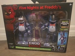 Five Night at Freddy’s Endo Series Bonnie & Whitered Bonnie