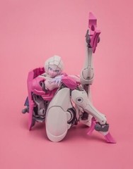 CDL-01 CDL01 RC Arcee with Upgrade Kit MP CDL Action Figure toy in hand 19CM