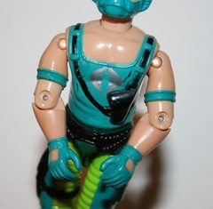 GI JOE 1984 Copperhead green helmet and gloves variant