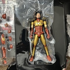 Sentinel Toys Armorize Iron Man Suit Up! Marvel Figure