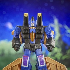 Toys Legacy Evolution Voyager Dirge , 7-inch, Action Figure for Boys and Girl…