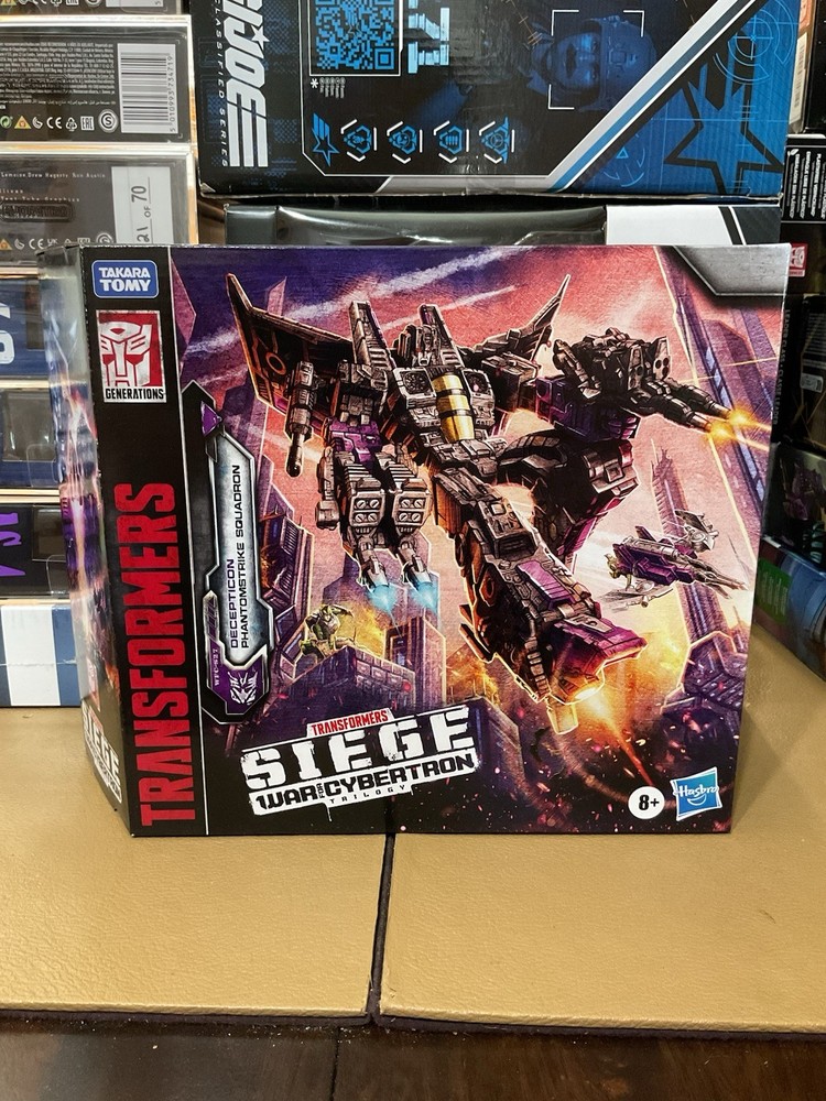 Transformers War for Cybertron: SIEGE Decepticon Phantom Strike Squadron Skywarp