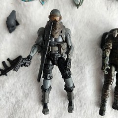 GI JOE 2010-2011 Figures Lot & Accessories Zombie Viper Cobra Desert Firefly