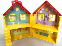 Peppa Pig’s Deluxe House Playset dollhouse & family + Friends set figures lot
