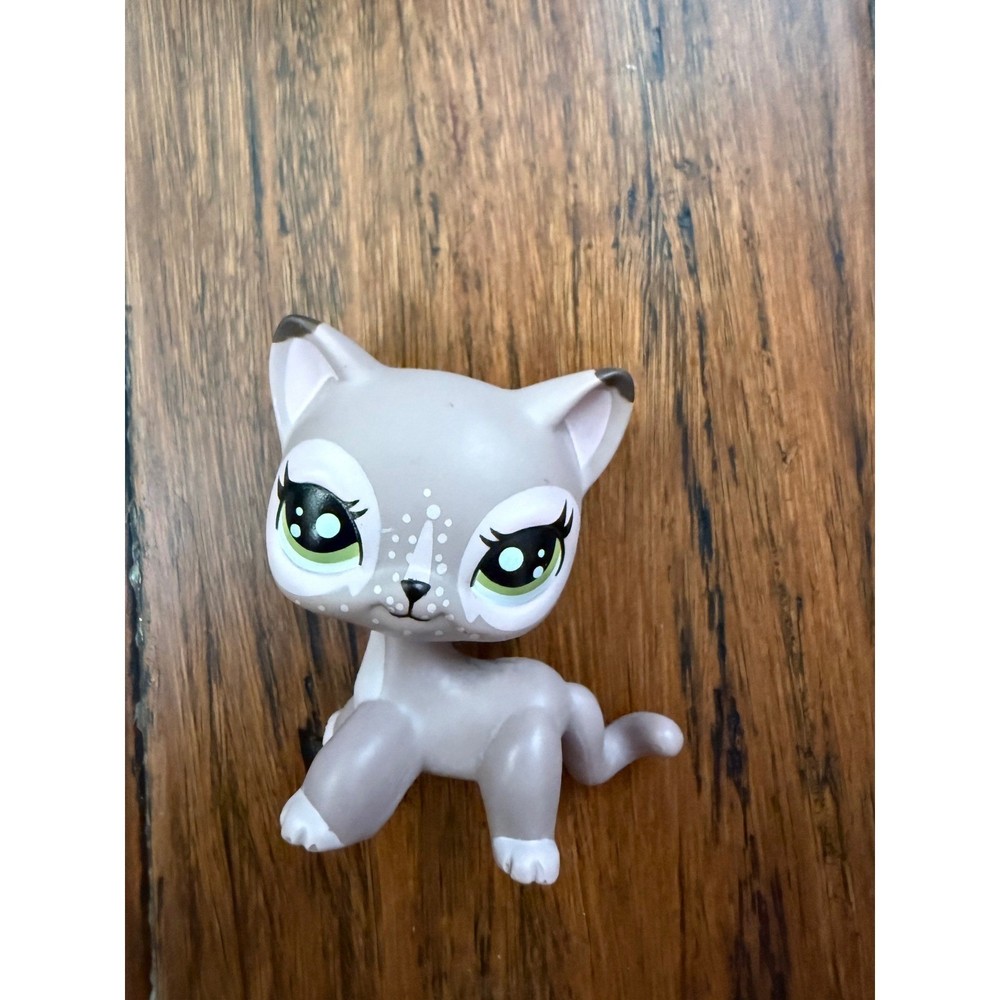 Littlest Pet Shop Gray Walking Cat Green Eyes collector 2006 C-031