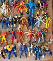 Vintage Assorted ACTION FIGURES LOT Marvel – 94 figures!!! – X-MEN