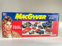 SUPER RARE MACGYVER Ferrari Testarossa GLASSLITE MISB 1993 1:18 scale