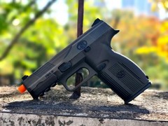 FN Herstal FNS9 Pistol 1:1 Prop Cosplay Costume