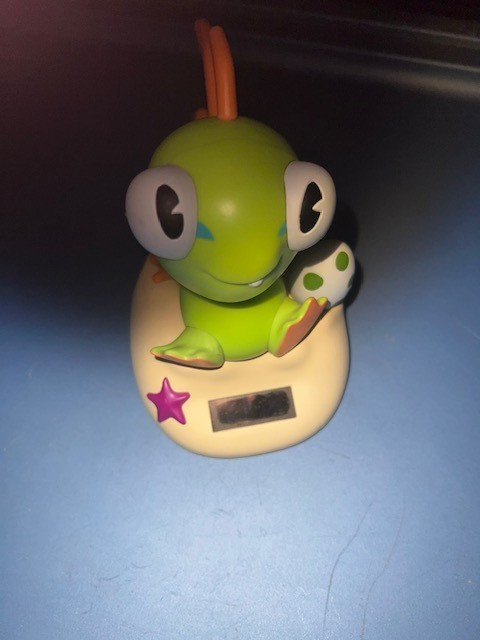 Blizzard Solar Murloc Solar Bobble Buddy, not working, no packaging.