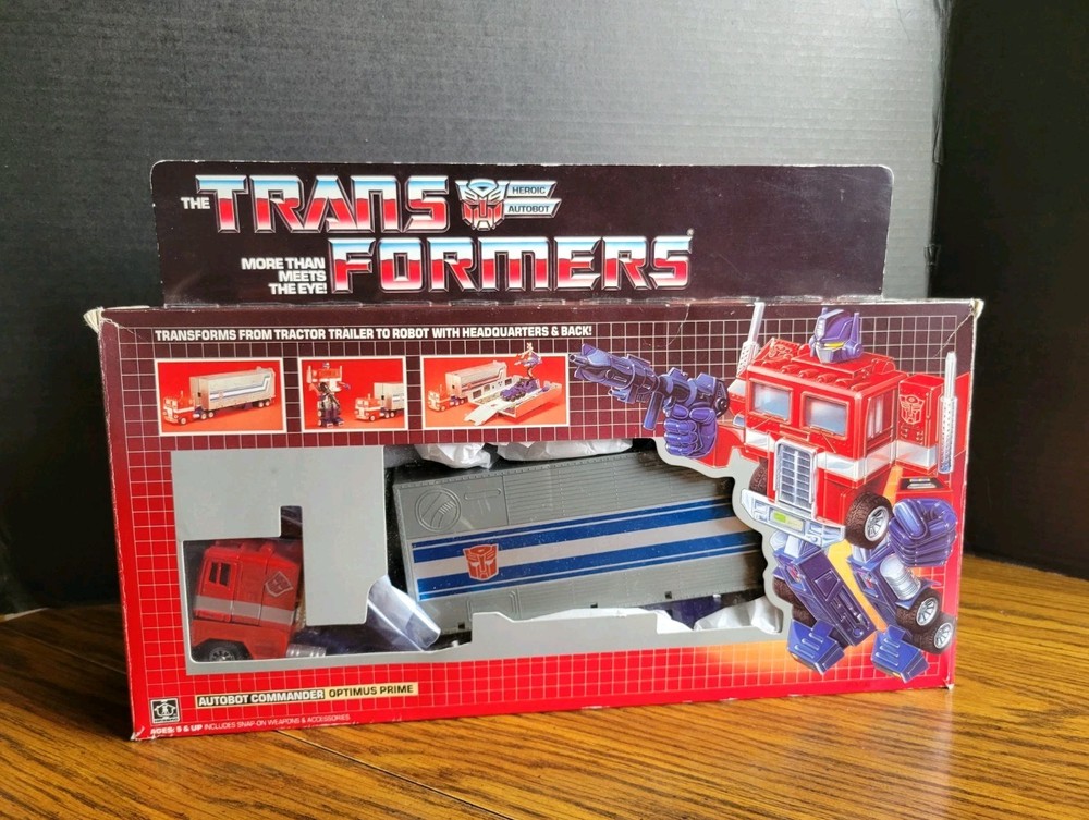 Vintage 1984 Hasbro TRANSFORMERS G1 Optimus Prime MIB Figure GENERATION ONE READ