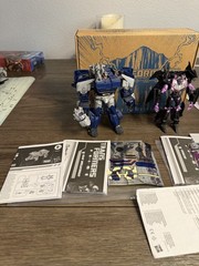 Transformers Prime MISB WAR BREAKDOWN & JET VEHICON 10th Anniversary 2-Pack